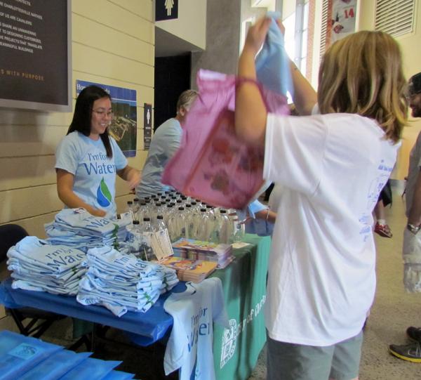 CvillePW's tweet image. #FlowBackFriday last year @wvpt Kids' Book Fest! Come 2 @JPJArena this SATURDAY #CvilleWaterConservation &amp;amp; #CvilleGas