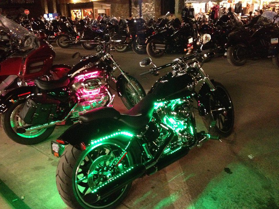 AllCountiesIns's tweet image. #FLInsurance Master the art of braking on your motorcycle with this helpful guide. abt.cm/1KpIHlm