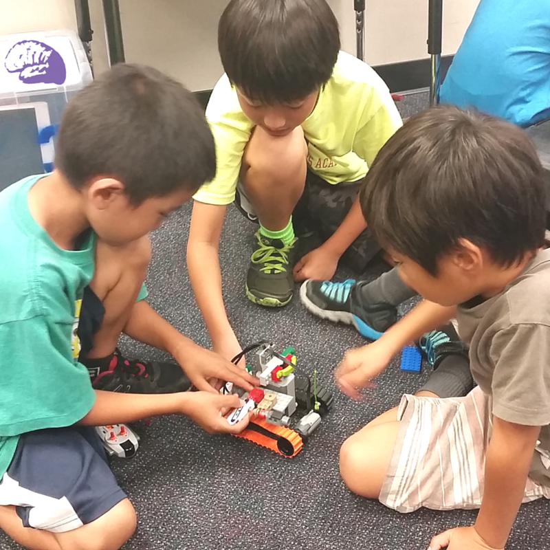 BrainStorm_Edu's tweet photo. Our LEGO Engineering classes teach basic concepts of engineering through the super versatile LEGO brick system! http://t.co/jbVqqQiWSd