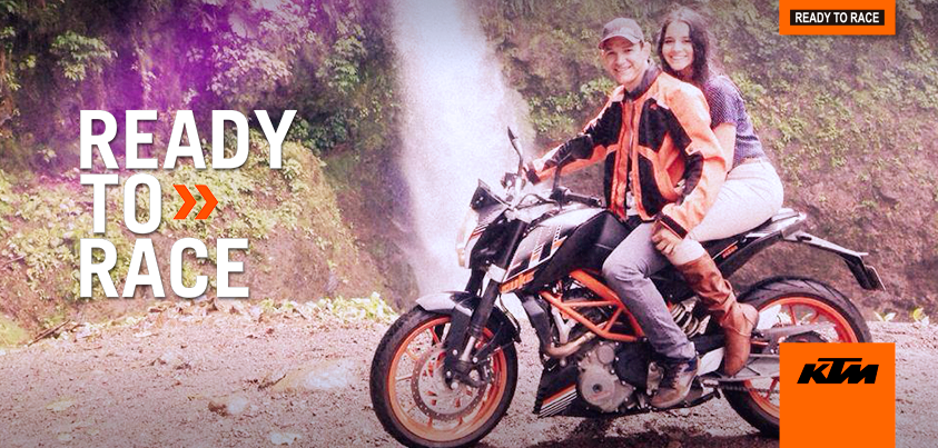 Fiel compañera de viajes y aventuras. Cotiza la 390 Duke aquí buff.ly/1PlaPos
