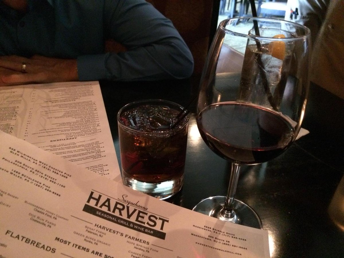 debklaw's tweet photo. #datenite #tgif http://t.co/KTpRKfbyZ1