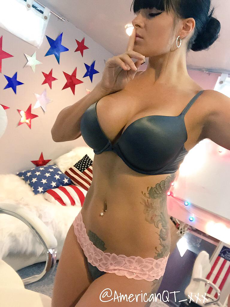 johnnywalkeryyc's tweet photo. 💥ROUND ONE💥

#Perfect10K Contest

💞💞@AmericanQT_xxx 💞💞

She has 24 hrs to collect your RTs/FAVS

👉 VOTE NOW! 👈 http://t.co/meuV1Nl65j