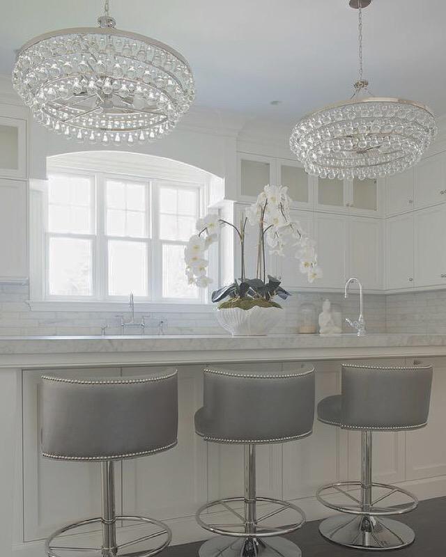 primalighting1's tweet photo. Add some "Bling" to your life with these Robert Abbey chandeliers. #robertabbey #transitional http://t.co/6e4m66ja1I