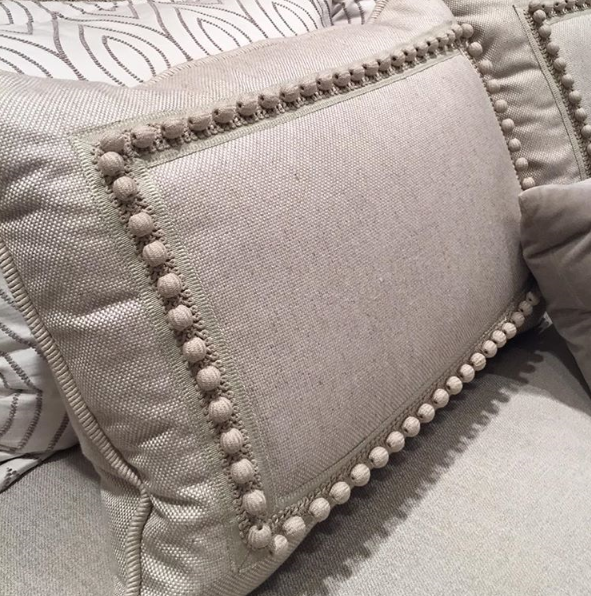 JoannaShirin's tweet photo. In love with this @Samuel_and_Sons trim! #designprof #nycdesigner #interiordesign #textiles http://t.co/BiqV8fIqlN