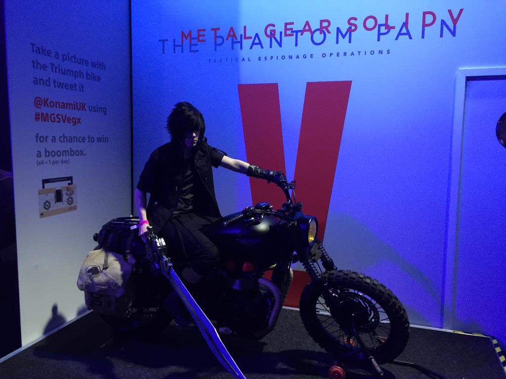 NoctisICaelum's tweet photo. //RL Had an interesting day at #EGX http://t.co/xncU72IzX3