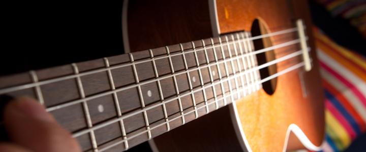 MusicalSupply's tweet image. #ukelesson RT @TL_Guitar "New: Complete Beginners' Guide to the Ukulele   #ukulele " ow.ly/SGDsR