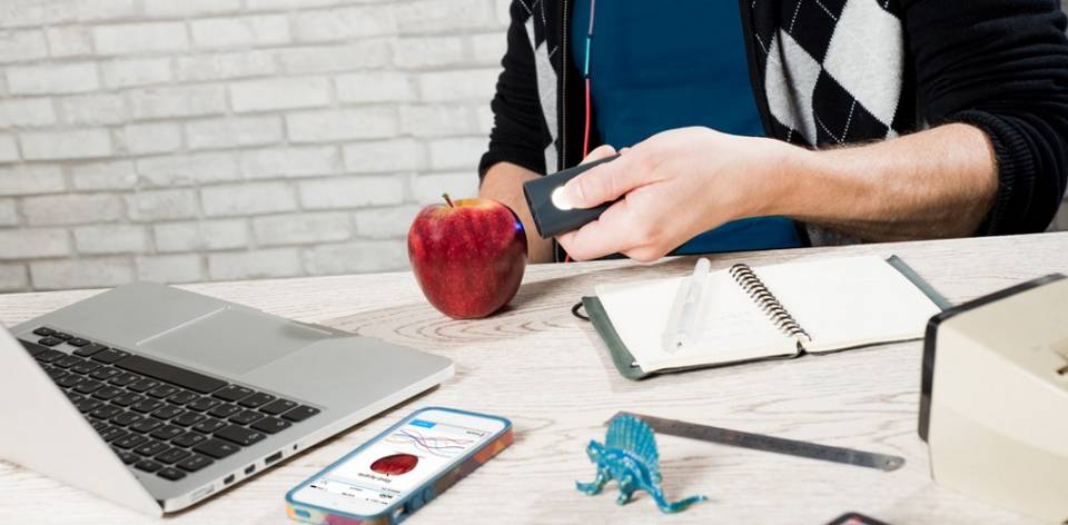 Newelly_Blog's tweet image. Cet appareil permet de scanner n’importe quel objet pour en connaitre la composition buff.ly/1KF0AIb