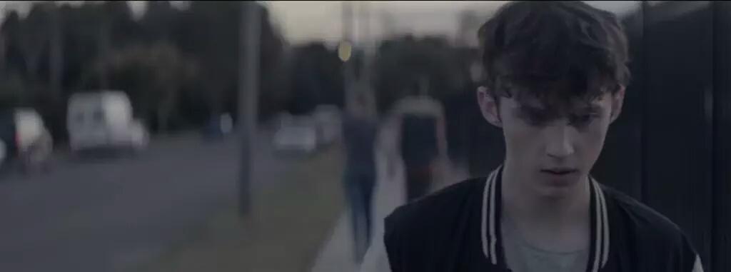 BelInEvil's tweet image. МОЕ СЕРДЦЕ СБРОСИЛИ С 17 ЭТАЖА, ПОТОМ ПОДНЯЛИ. И СНОВА СБРОСИЛИ. #FOOLSVIDEO