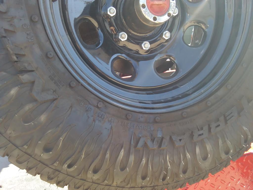 adamsdriveshaft's tweet photo. How cool are these??? #JeepMafia #jeeplife #Jeep #adamsdriveshaft @BarbieJeepGrl89 @Gac_TigerLilly3 @Gac_TigerLilly3 http://t.co/gPlJSj7G8B