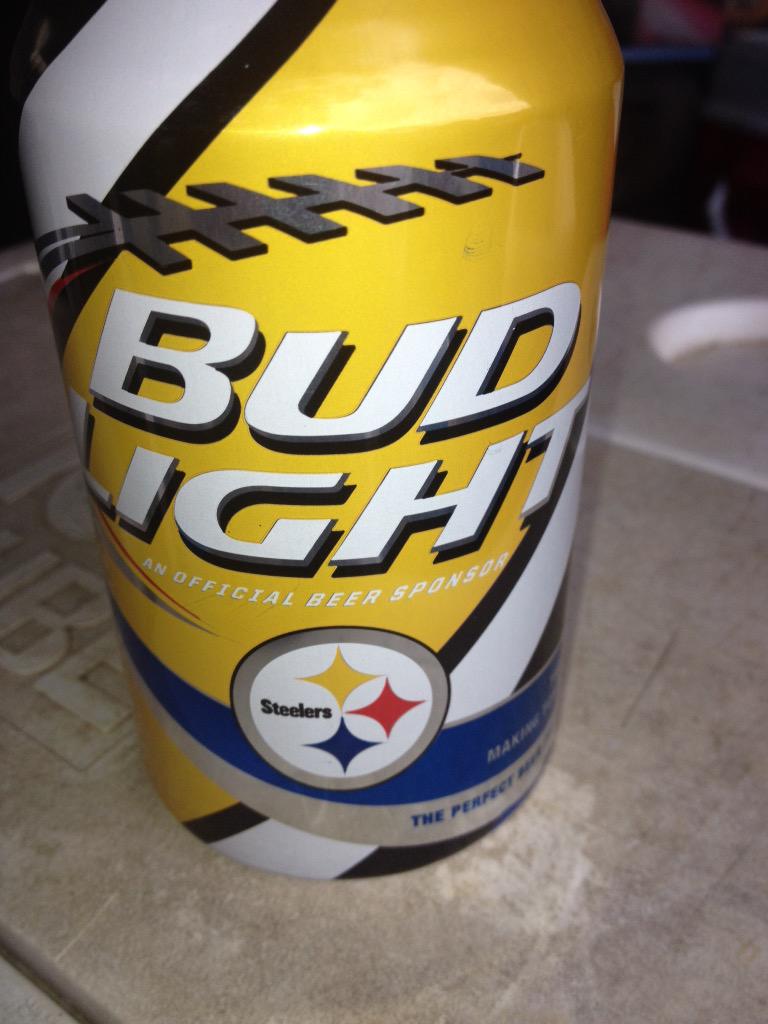 SiameseElephnts's tweet photo. Everyone who thought there were too many #Eagles cans at the last tailgate can rest easy http://t.co/g2QUKC7VSN