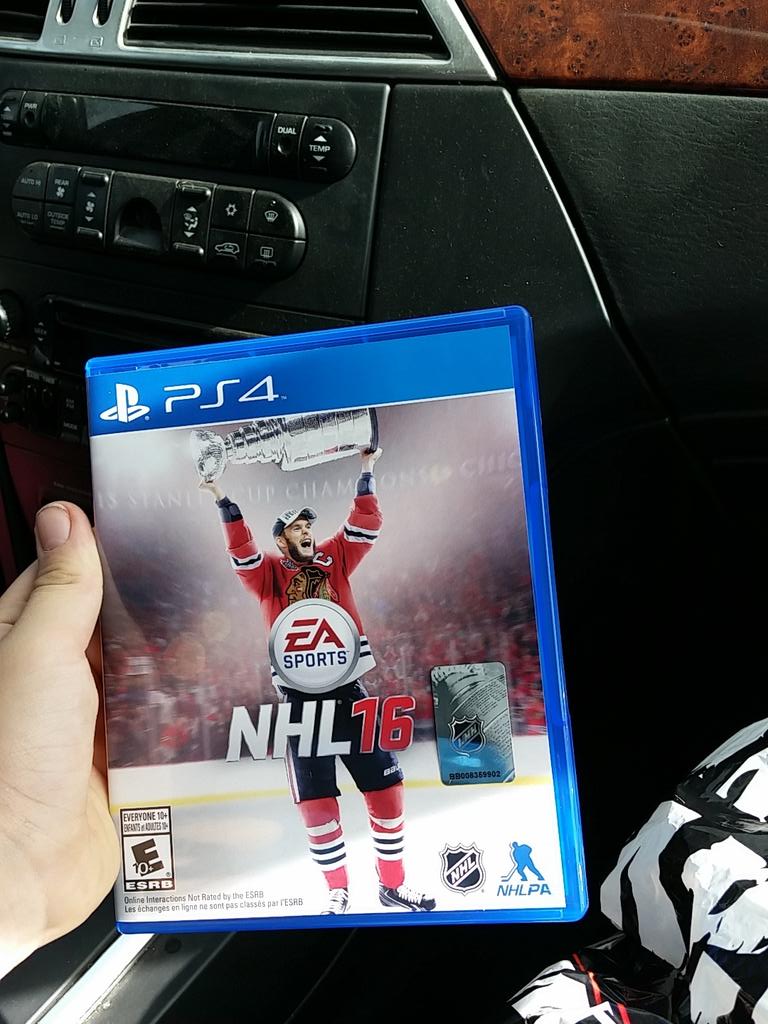 GTA_PHOTOS_'s tweet photo. @EBGamesCanada ty even tho I paid 80 dollars for it... #chel16 #nomoregta http://t.co/QkEBgKwg1Y
