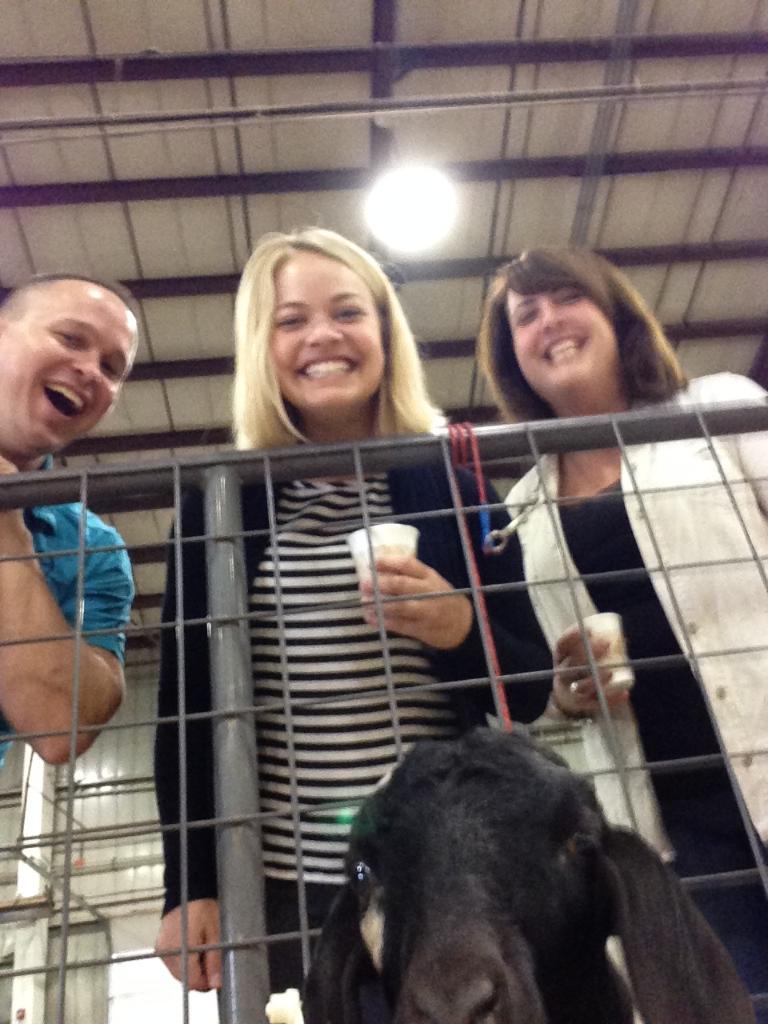 Elanco4Pets's tweet photo. Just 'kidding around' @AmericanRoyal School Tours!! #ARRodeo http://t.co/rcLralOwef