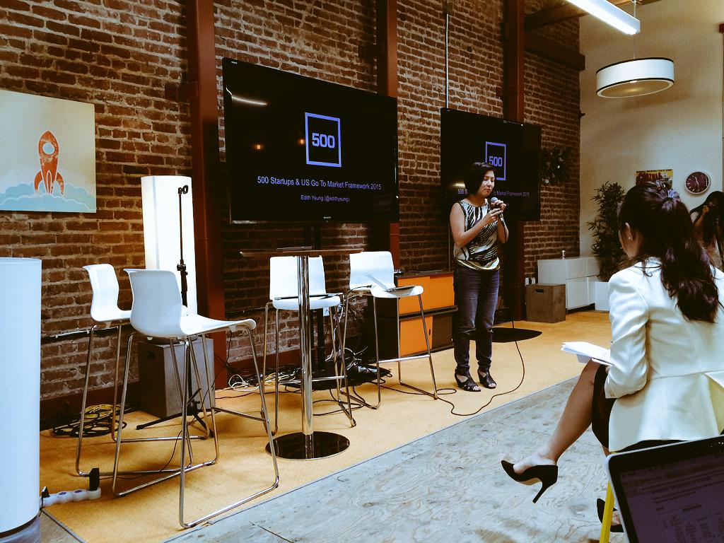 LAPIECES_ENG's tweet photo. Last keynote by Edith Yeung, a Partner at 500 Startups Mobile Collective
#AWSLOFT
#startup
#LAPIECES http://t.co/5oP2ZIOpMk