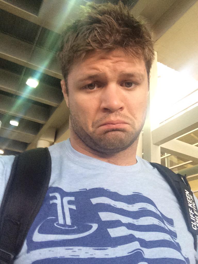 Jakeherbert84's tweet photo. My face I make when I have to leave my #flipsfamily so much fun at #BeachGames15 thank you @FlipsWrestling http://t.co/GgoWH8JajH