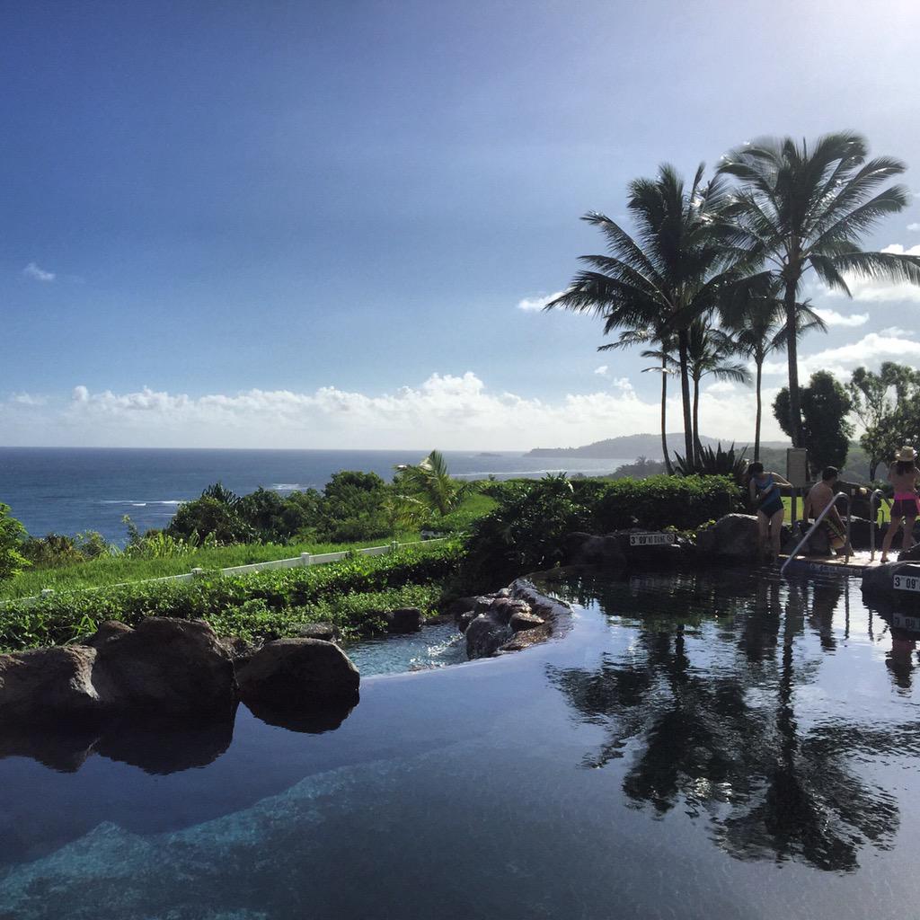 Stephanie_Artis's tweet photo. Enjoying the views in Kauai at the @Westin Princeville with @SMD__designs. #postIM #offseason #recharging #nextupCX http://t.co/BLxMu9K4y7