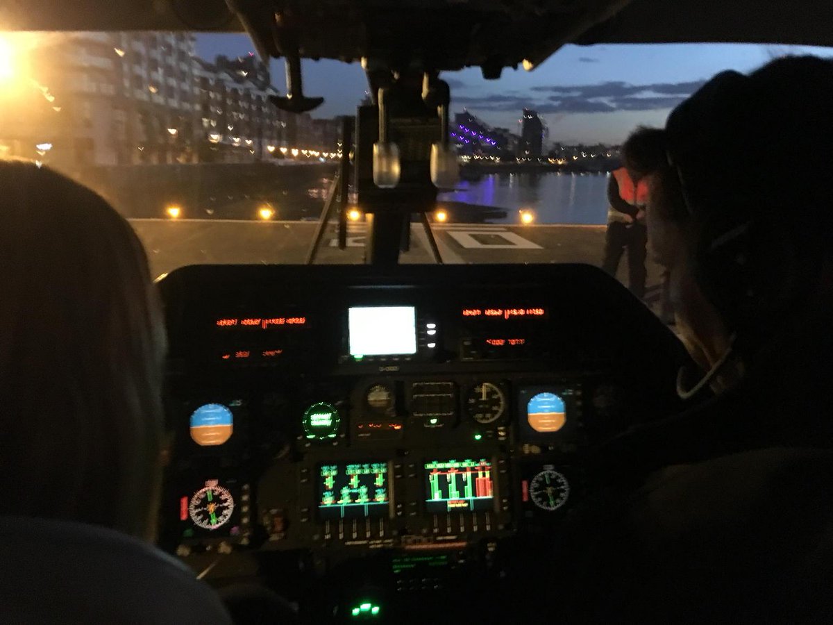 damoakaflash's tweet image. Ready for take off! #iphone6sonO2 #weartherose