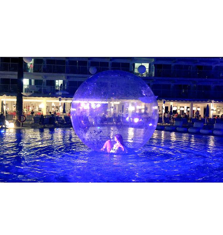 SolHouseStudio's tweet photo. The last #GravityParty of the year at #SolHouseMallorca has started but it's not too late to join us! #TheSolSets http://t.co/rUtOlRXYq8