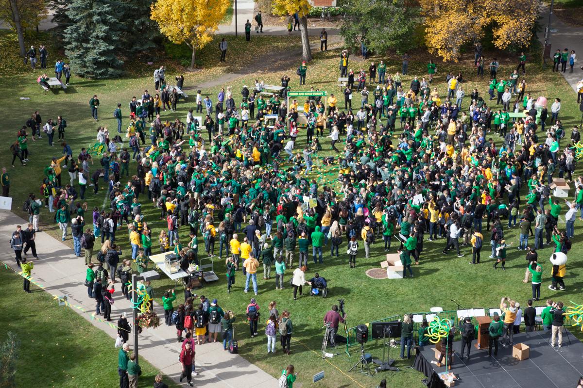 UAlberta's tweet photo. Here's the crowd shots from Green and Gold Day! Looking good, #UAlberta! http://t.co/MBfUCu3VDe