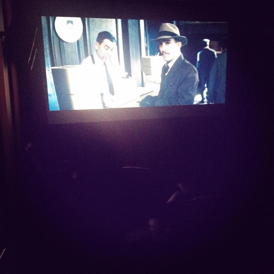 atomica_studio's tweet photo. ATOMICACHILE Trabajando #Color  en trailer 2 de Neruda #Fabula​, Junto a @klosko_Quevedo ​ #MicrocineAtomica http://t.co/YfZj5FitDf
