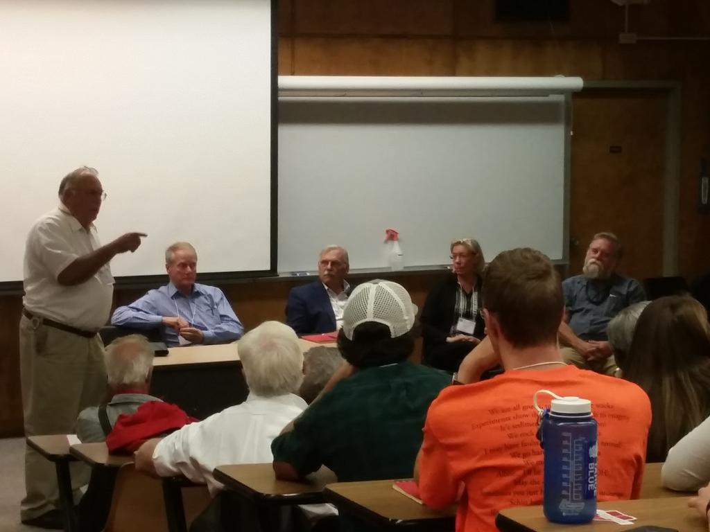 crewmistress's tweet photo. Learning about careers in the geosciences! #herewegoSAINTS #slugac #l4l http://t.co/UClwZZkvmp