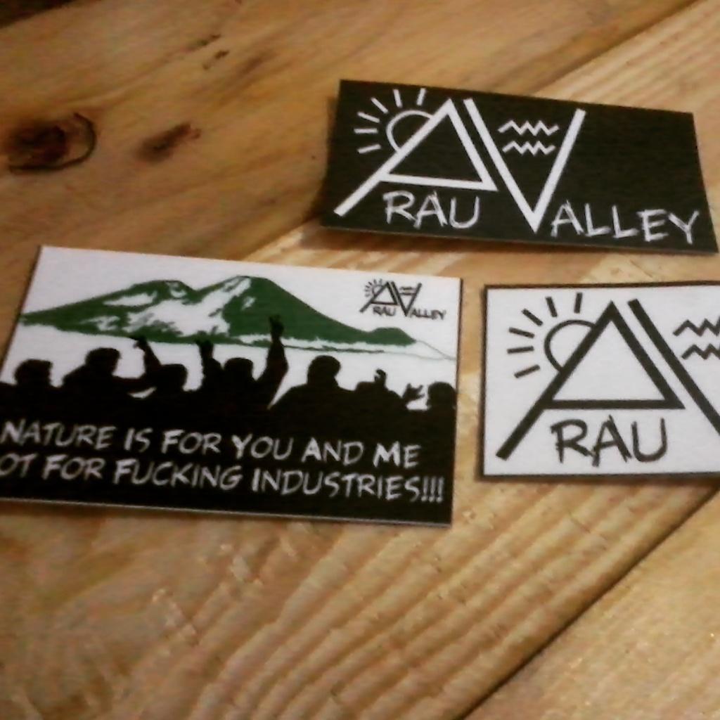 Niwe_Visual's tweet image. Hasil Akhir pembuatan sticker @prauvalley #sticker #print