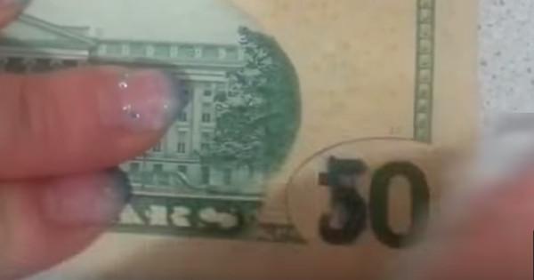 Poplr_PostsHere's tweet photo. She Rubs Her Money With Alcohol And Makes A Distrubing Di... http://t.co/sPF5QbwANg http://t.co/cDpYAwOSeH