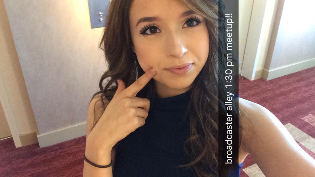 pokimane on Twitter.