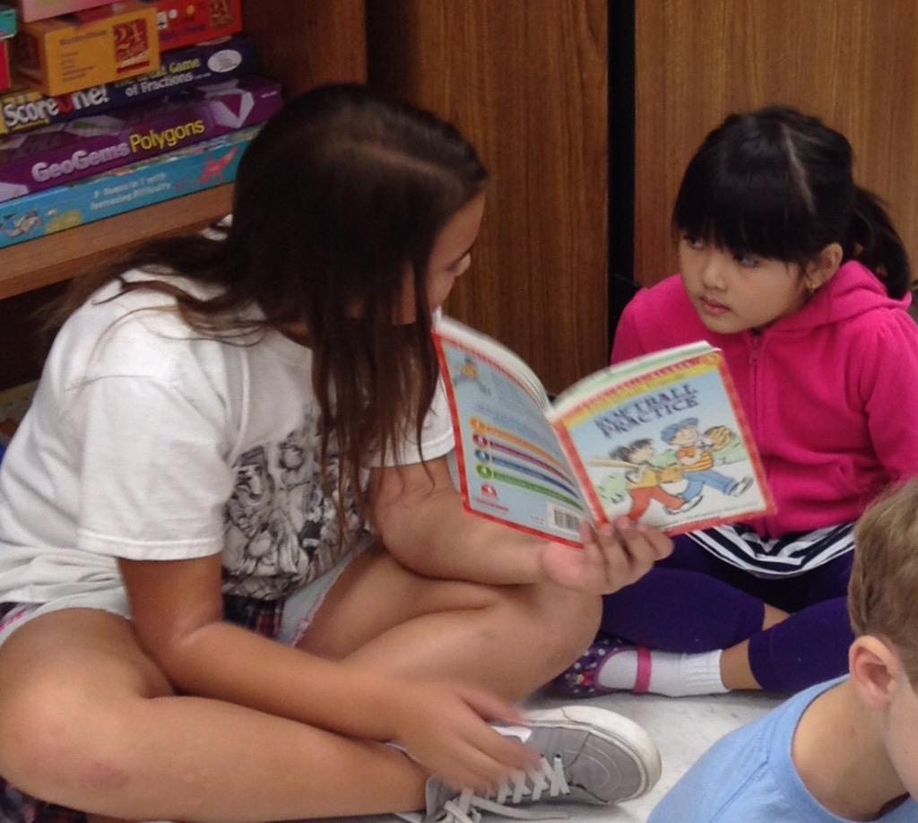 JenniferMitkows's tweet photo. We loved reading with our fifth grade Book Buddies today! http://t.co/gDz5EPWOmi