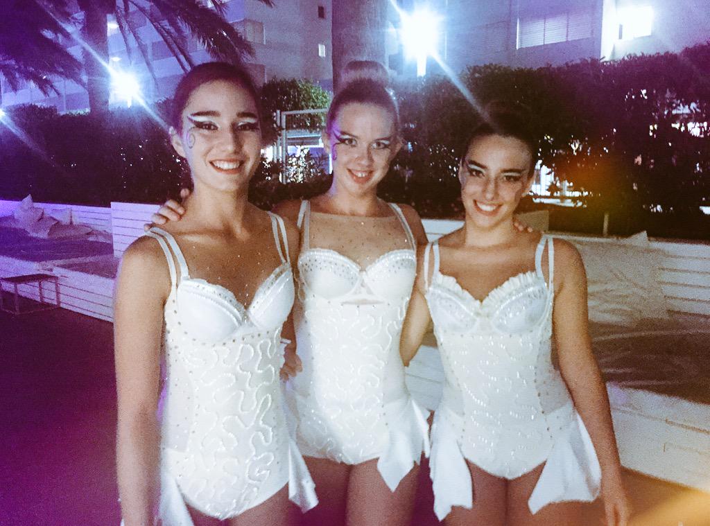 SolHouseStudio's tweet photo. Let's give them a big round of applause! Fantastic performance, guapas!๐๐ป #GravityParty #TheSolSets #SolHouseMallorca http://t.co/2l2rszySGk