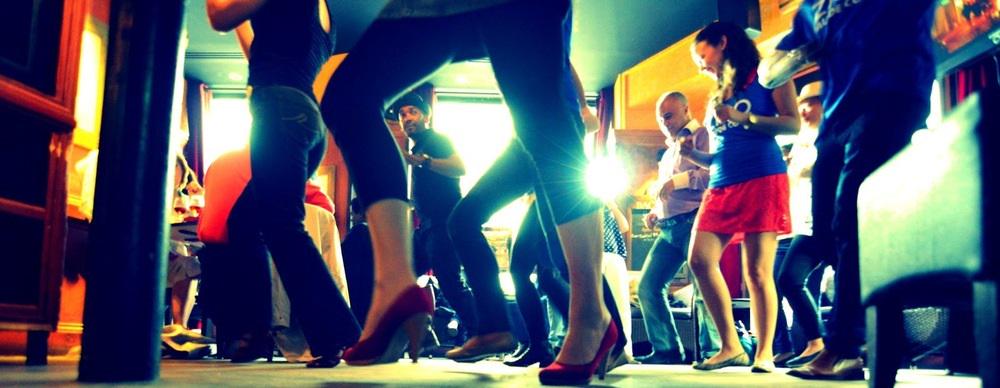 GoThingsToDo's tweet image. Win a FREE 8-week Salsa Dancing Course @ BerkshireYogaDance&amp;amp;Fitness with Alan Franco. details»goo.gl/lnbOvS