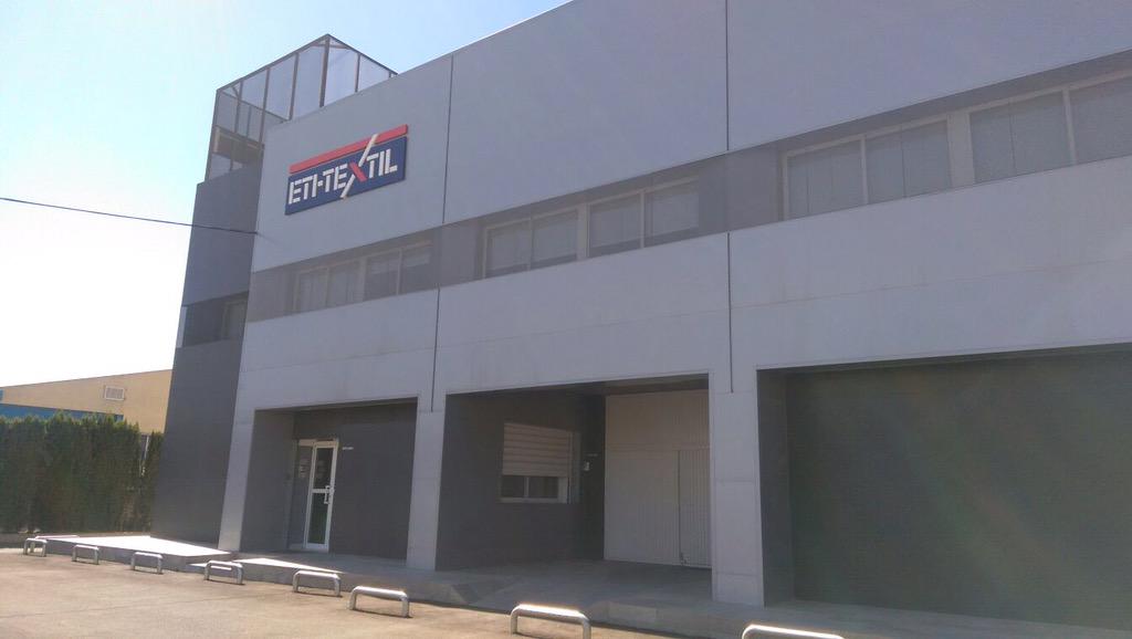 latiapoly's tweet photo. Ya estamos de vuelta con más fuerzas y más ganas que nunca. Ya hemos encargado nuestras etiquetas en @etitextil #news http://t.co/VXzcR1ZwFA