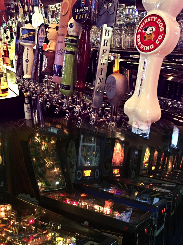 LevelOne_Bar's tweet photo. It's FRIDAY NIGHT! Get over to LevelOne&amp;unwind from your long week w/some classic arcade games&amp;refreshing cold drinks http://t.co/PsO6CYJIjg