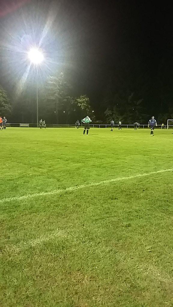 LilianPesty's tweet photo. Match de haut niveau #Casln vs #Coam @SoniaFerriere @C21Nicolas @Charlax79 @choufrench @SouilijaertMarc @hgirault http://t.co/bmbGY7xrGr