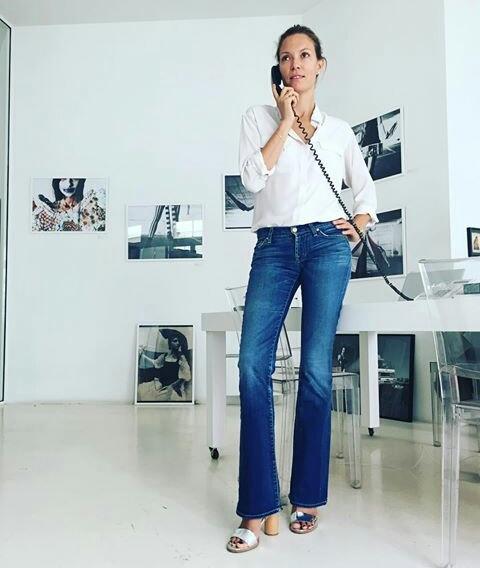 GrCelebrities's tweet photo. @VickyKaya_ α��ό τις πιο κομψές μανούλες!!! ❤🙋👌🌺 http://t.co/ZKKU2O4tze