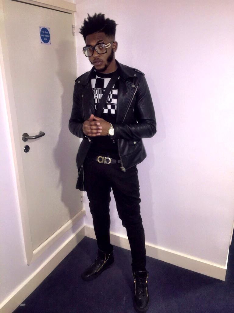 DJ_Bempah's tweet photo. Before everything went upside down.. 😭 🐼 http://t.co/SaeXDXxOKM