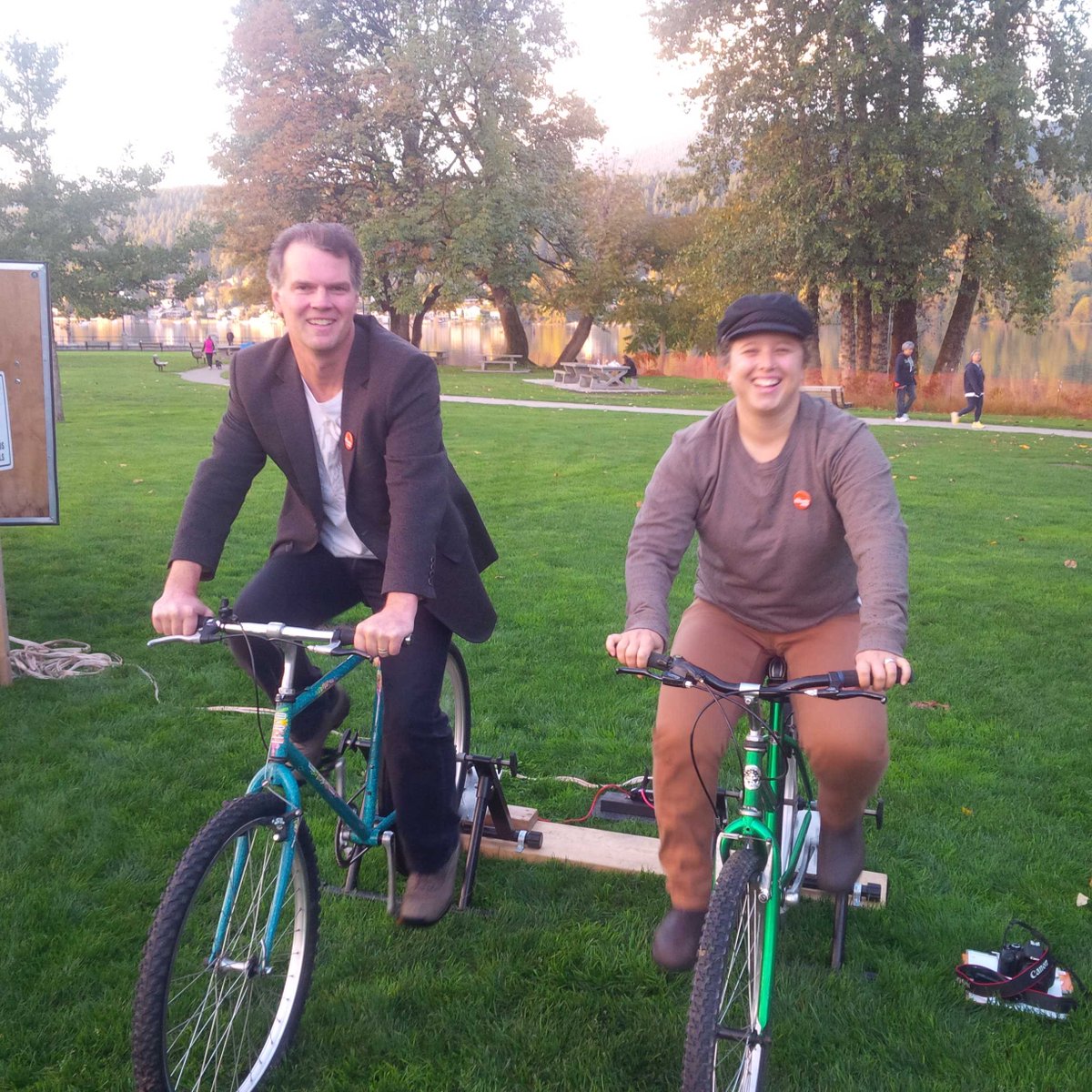 Helping to power Burrard Inlet @Fishfestdotca in #PortMoody #votefin @Coree_Tull #ndp