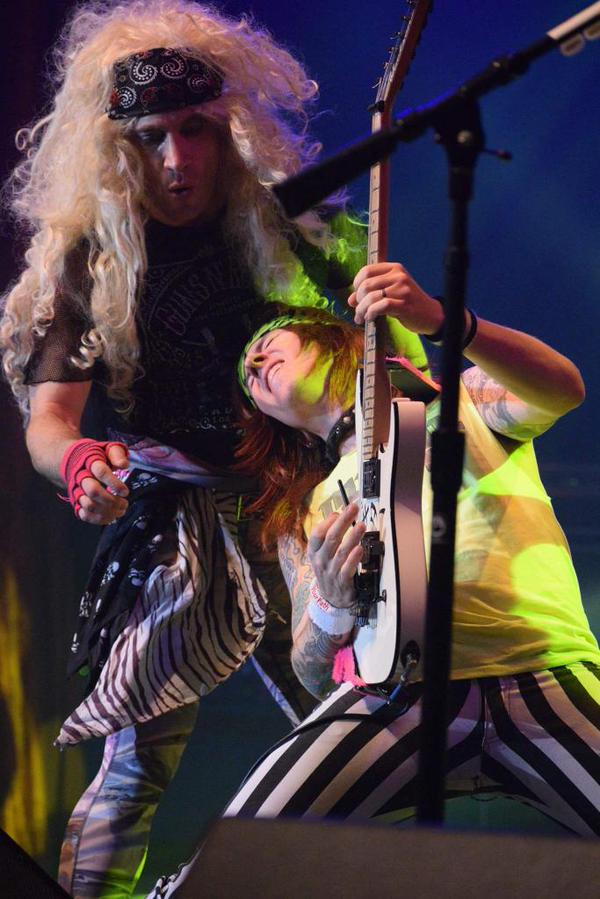 southpointlv's tweet photo. WE WANNA ROCK! @MetalShopLV http://t.co/CxEkScC2il