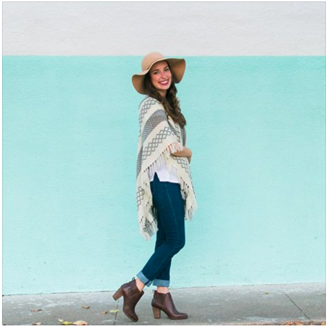 tandcvillage's tweet image. This is how you master fall layering! @shopfrancescas 
#chic #falllayering #ponchos #floppyhats