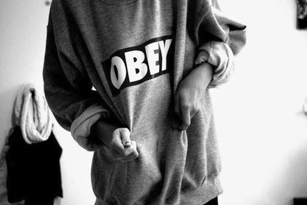 Daddy's jumper is wike a dwess on me!