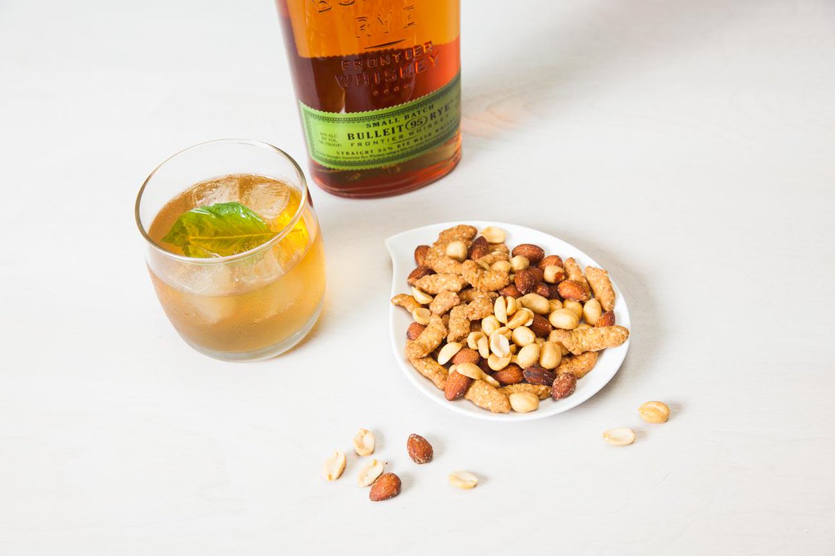 naturebox's tweet photo. This #Friday calls for some Rye Whiskey and our Smoky Nut Mix: http://t.co/RynBOreLm5 . #FridayHH http://t.co/Lge3whrNbu