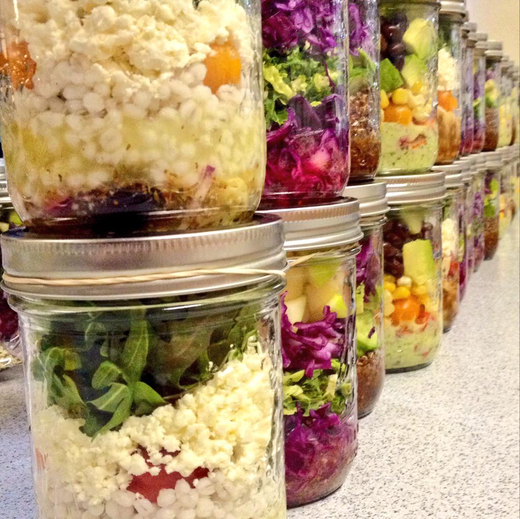 1_0redrn's tweet image. Weather is changing, our line up too. Stay tuned our warm jars will soon here. #steveston #dontneedfrieswiththat