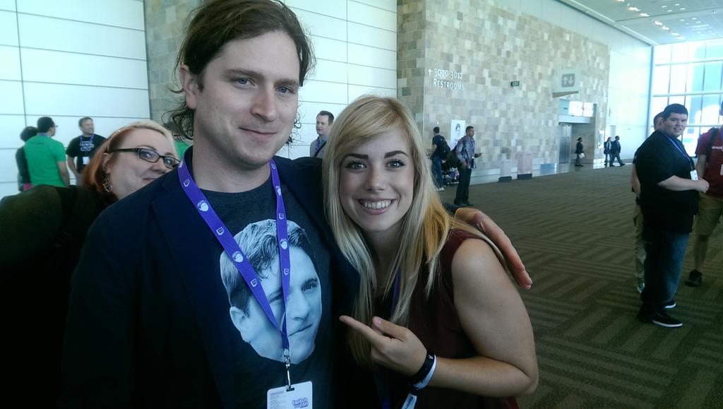 Caliverse on Twitter: "The hover hand is strong. I met the kappa guy #kappa / Twitter