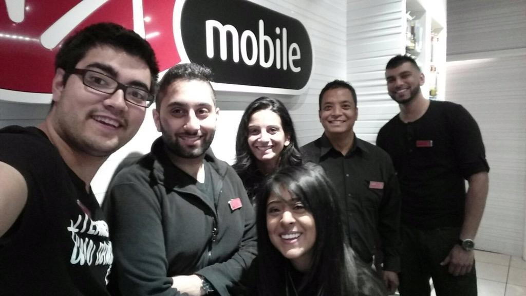 RM_GKB's tweet photo. @SY_Roadtrip Surrey central superstars http://t.co/j5F4eTc5jG