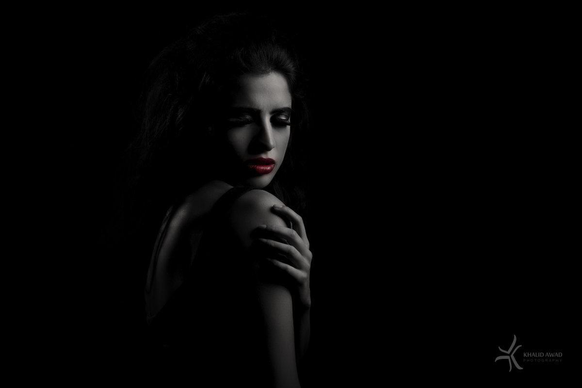 khalid_awad's tweet photo. Low Key .... #lowkey #profoto @Profoto @profotousa http://t.co/T7cSqrJV6c