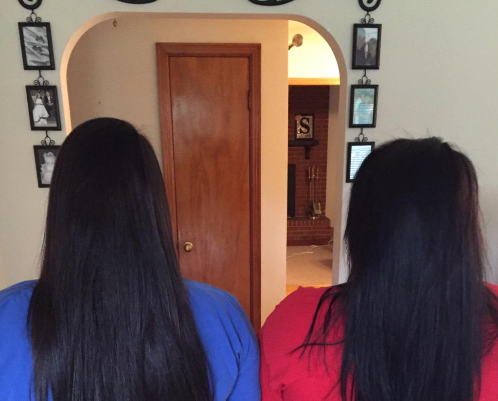hannahcrask's tweet photo. as if me and rach didn't already look like twins, now we have the same hair color -p.s she copied me http://t.co/Zr2O9HqVkF