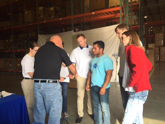 SWCareers_MWD's tweet photo. Some of the River District Assistant Managers and full-time employees being trained on spray equipment #SWCareers http://t.co/mZ2GH8HdCN