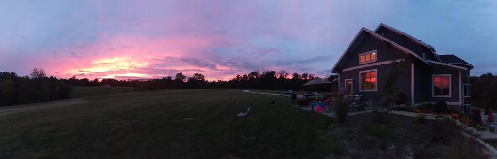 jbarrowcsa's tweet photo. Good sunset in Ohio #engineeringtheearth #sunsetsrock http://t.co/1tTFpAEAYl