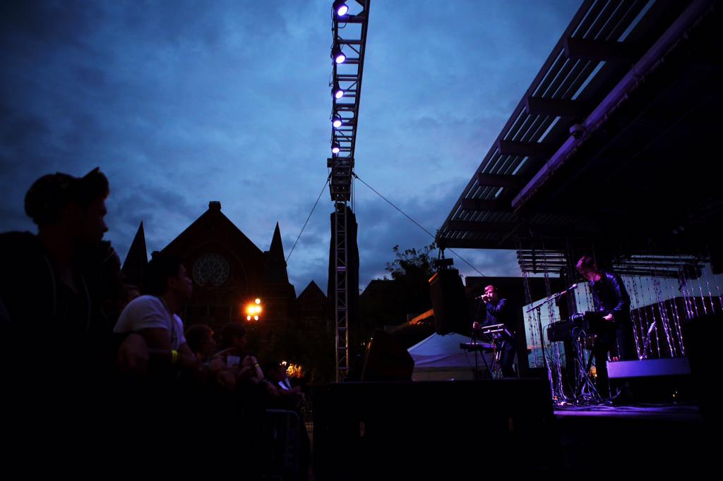 MegVogelphoto's tweet image. At @MidPointMusic in front of @MusicHallCincy watching #NickDiamonds perform. @HANAtruly is next at 8:15. @Enquirer