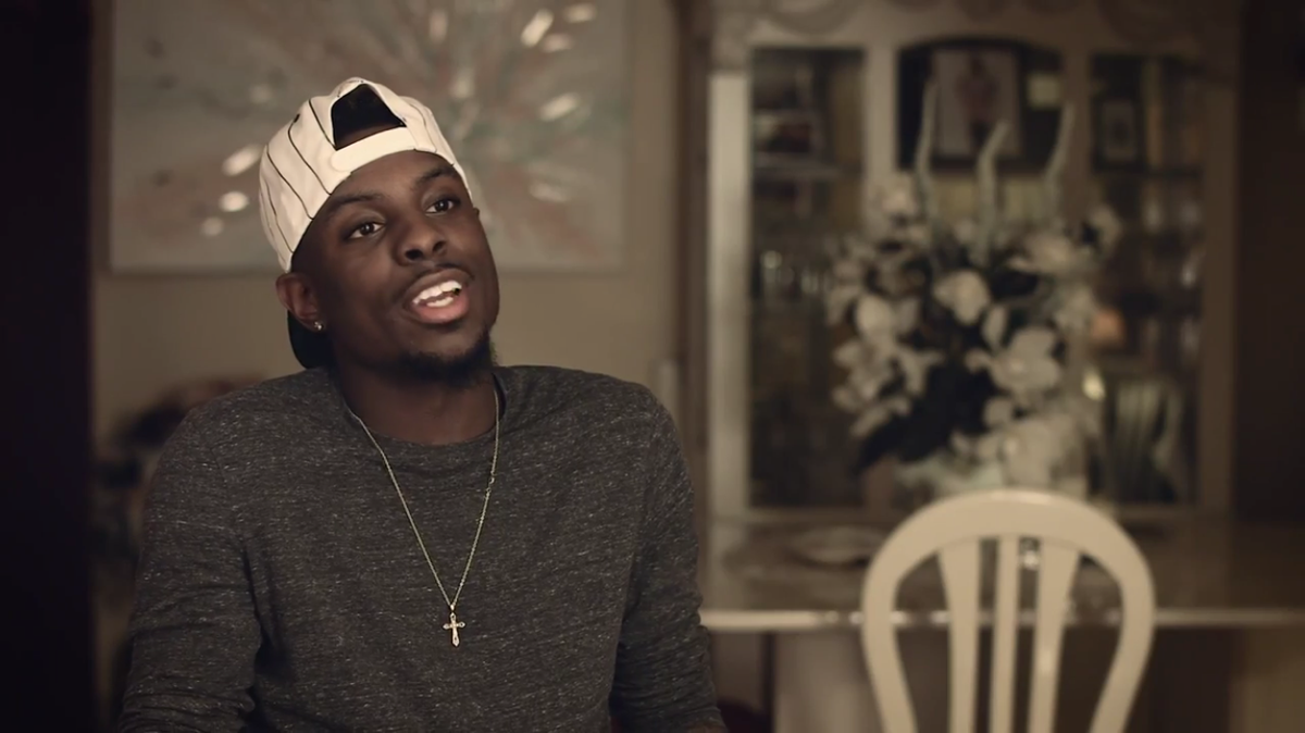 TheSmoothHandle's tweet image. Class In Session: @LivinANoyd 
thesmoothhandle.com/2015/09/26/cla…