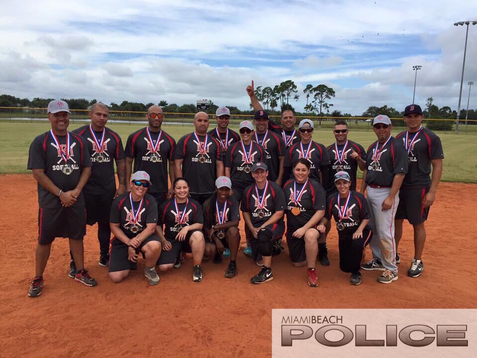 MiamiBeachPD's tweet photo. Congrats to this group of officers at the 2015 #FirstResponderGames. Gold medal for co-ed softball! โพ๏ธ๐ฎ๐ http://t.co/UIkdRBc3Ah